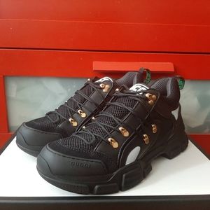 Gucci flashtrek